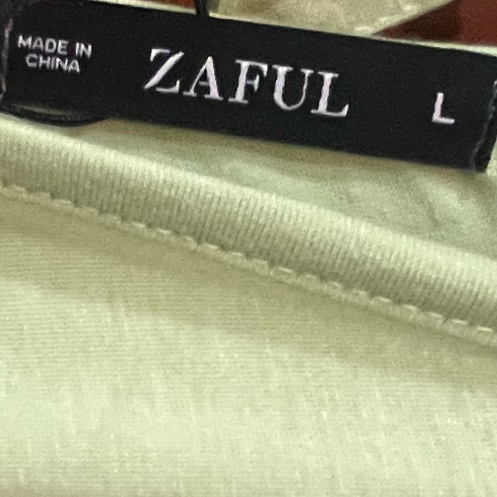 NWT Zaful Light Green Sleeveless Wide Leg Jumpsuit w/Smocked Waist - L - Picture 8 of 10